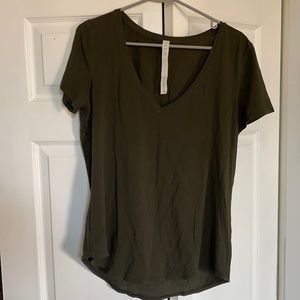 Love Tee V Lululemon size 8 in dark olive